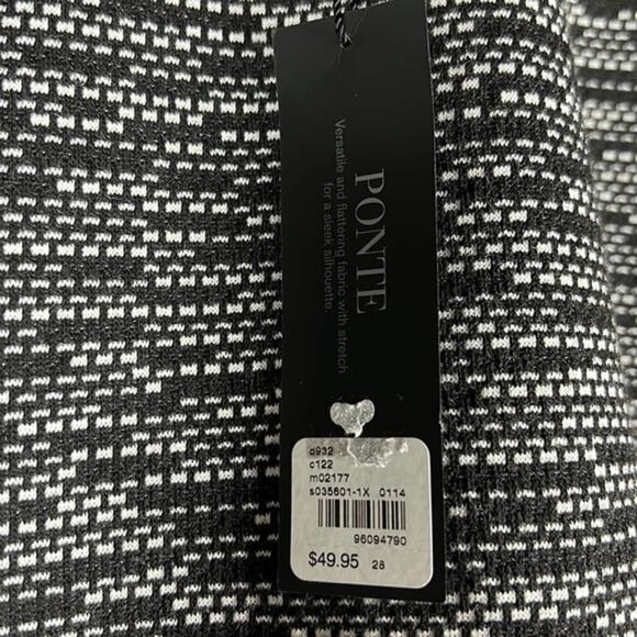 Lane Bryant NWT Black and White Digi Tech Ponte Knit Pencil Skirt - Picture 4 of 4